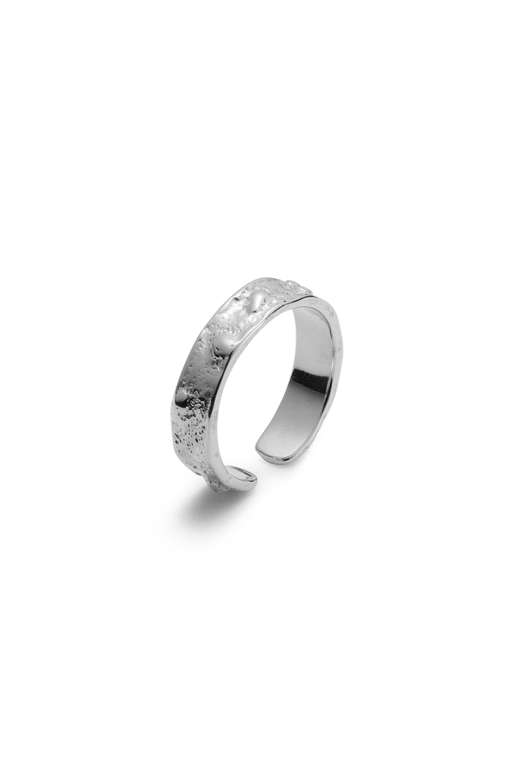 authentique ring