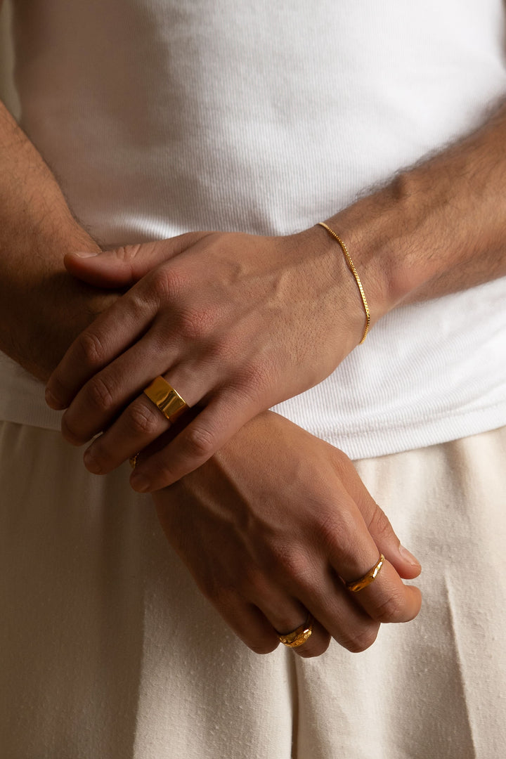 flat S bracelet
