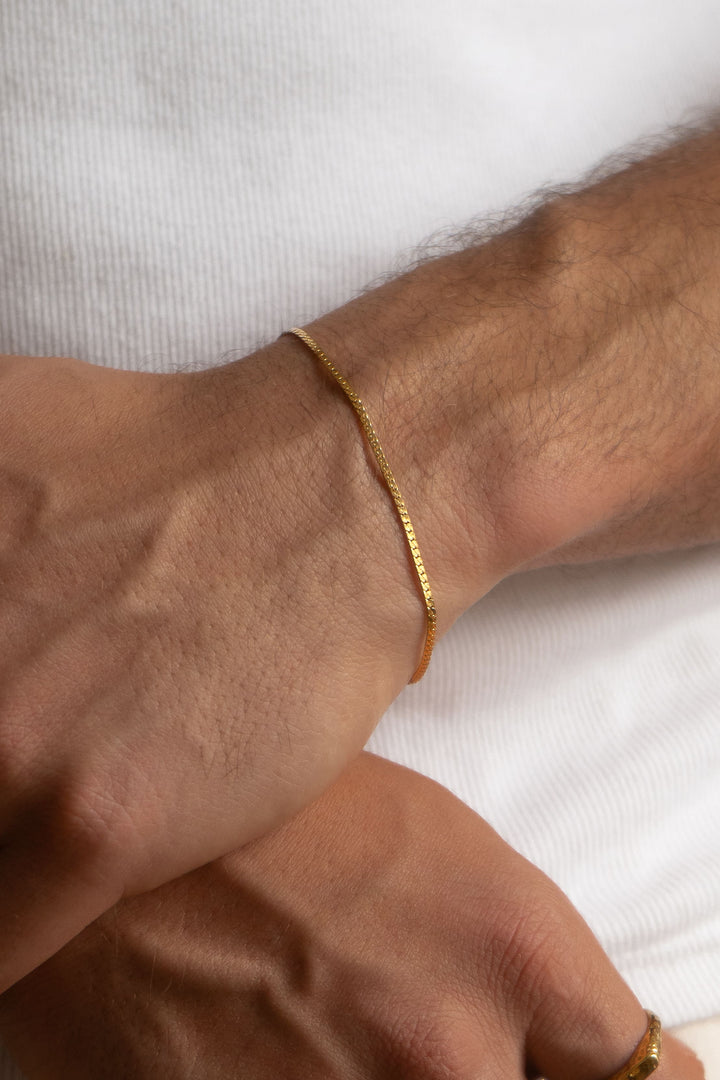 flat S bracelet