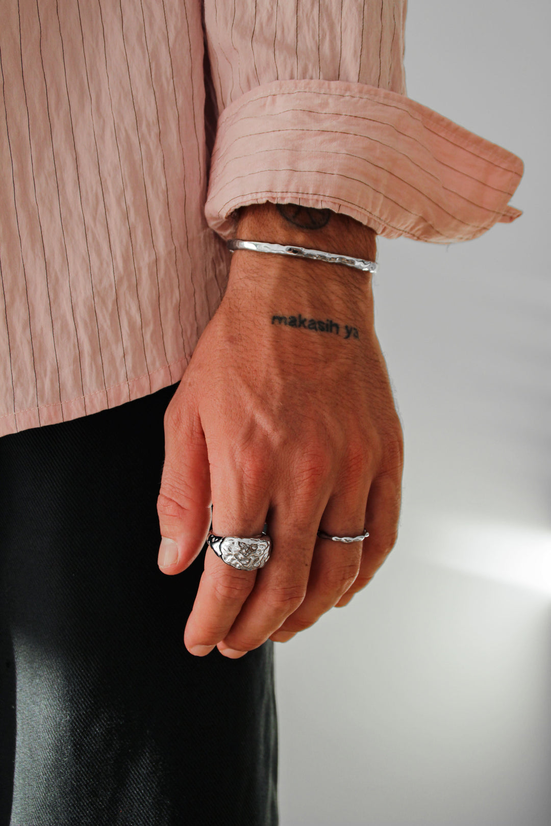 lave ring