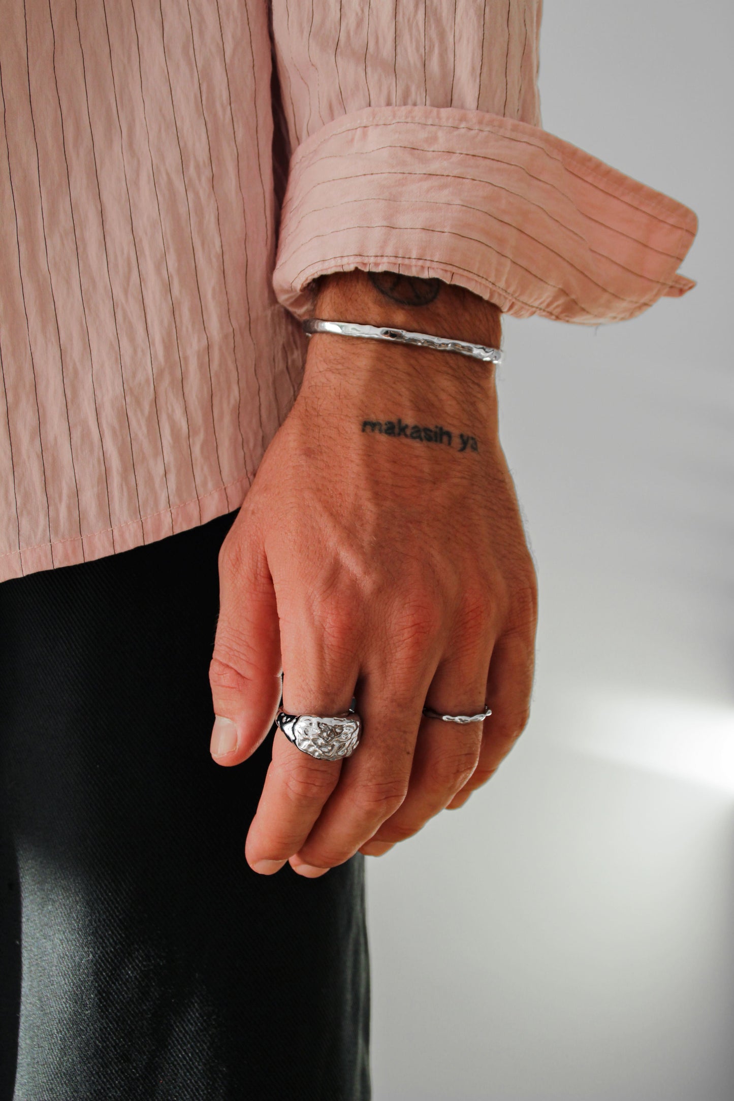 lave ring