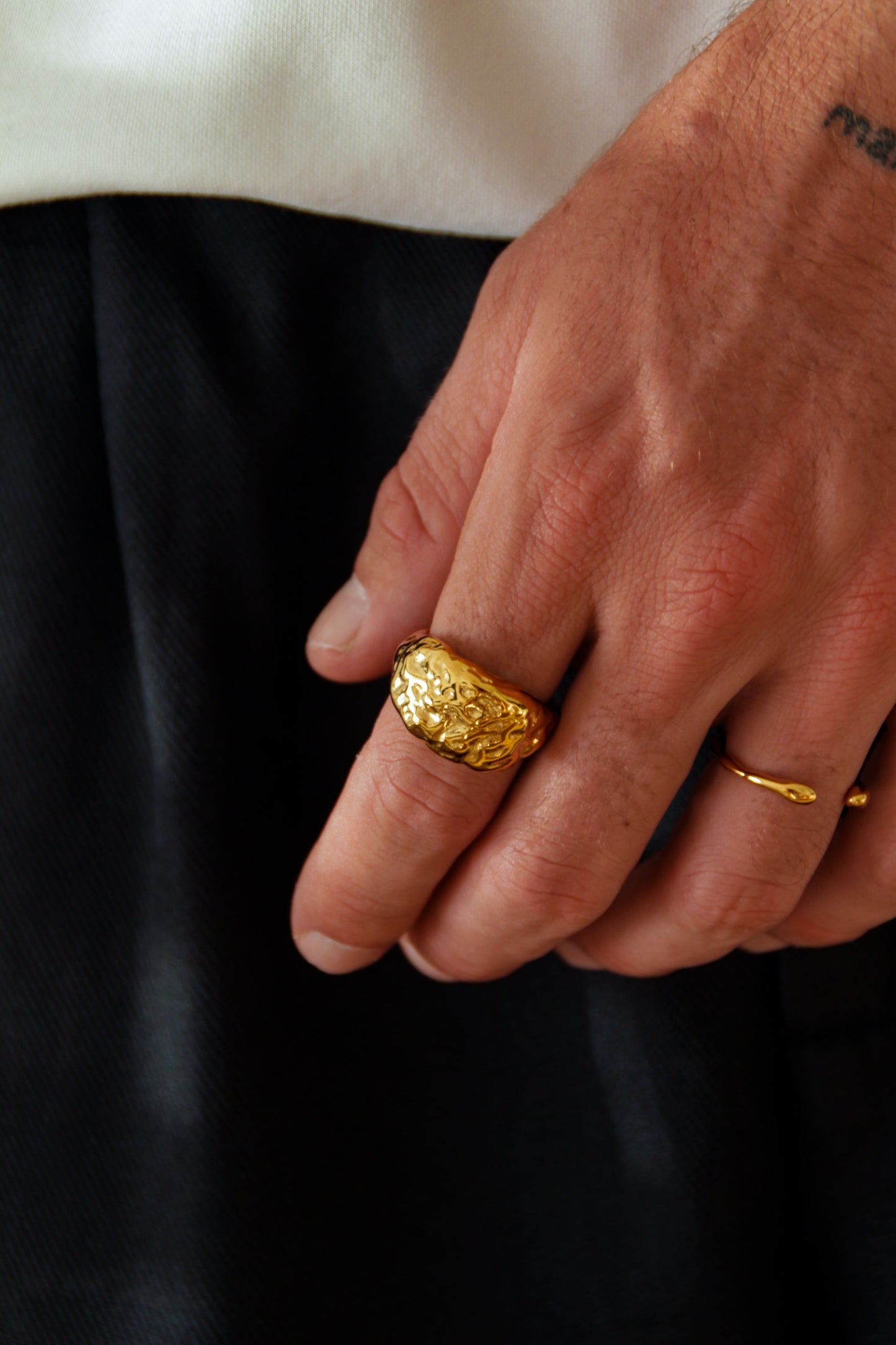 lave ring