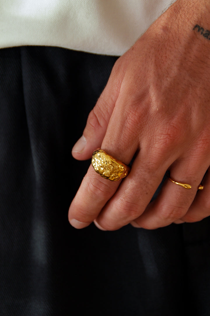 lave ring