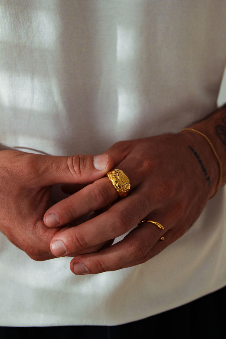 lave ring