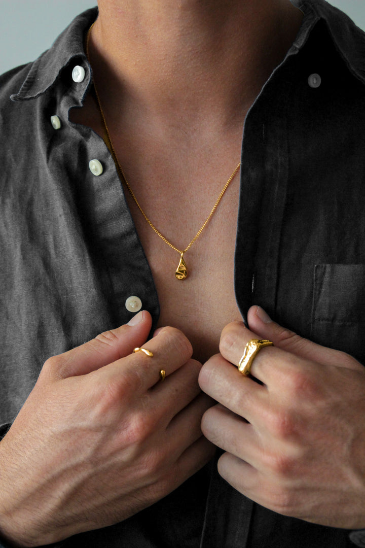 goutte necklace