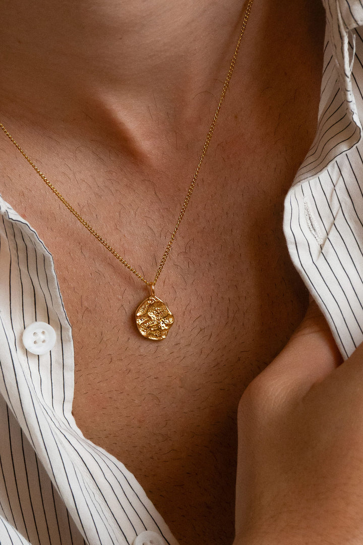 authentique necklace